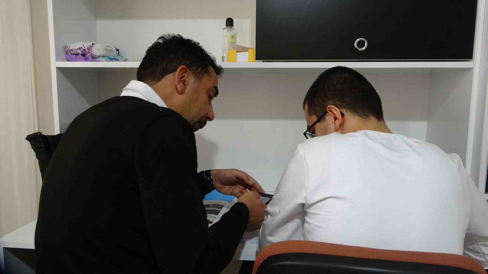 tuncelide 10 yildir evde egitimle hayata baglanan beranin azmi ilham veriyor 2 ZsACzIsX