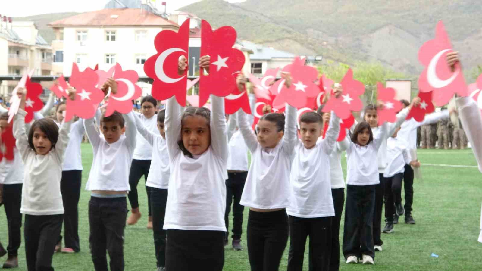 tuncelide 29 ekim coskusu 2 dDAef5cX