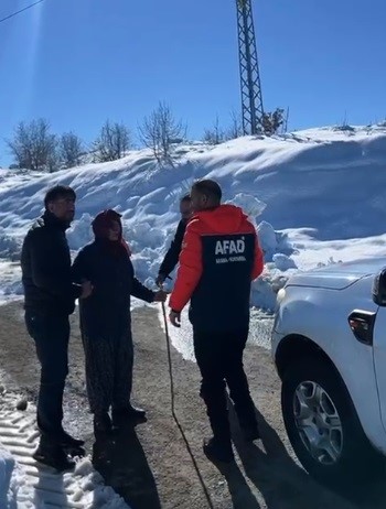 Tunceli’de AFAD’dan peş peşe iki kurtarma operasyonu: 12 yaşındaki çocuk ve yaşlı adam hastaneye ulaştırıldı 6 tuncelide afaddan pes pese iki kurtarma operasyonu 12 yasindaki cocuk ve yasli adam hastaneye PlHnUOUt