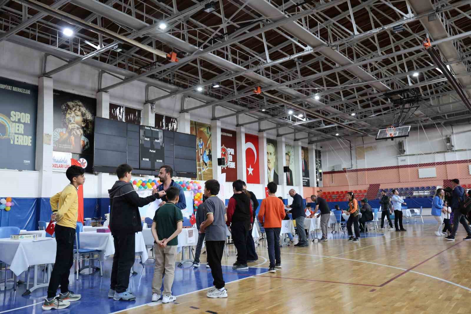 tuncelide akil ve zeka oyunlari il turnuvasi duzenlendi 4