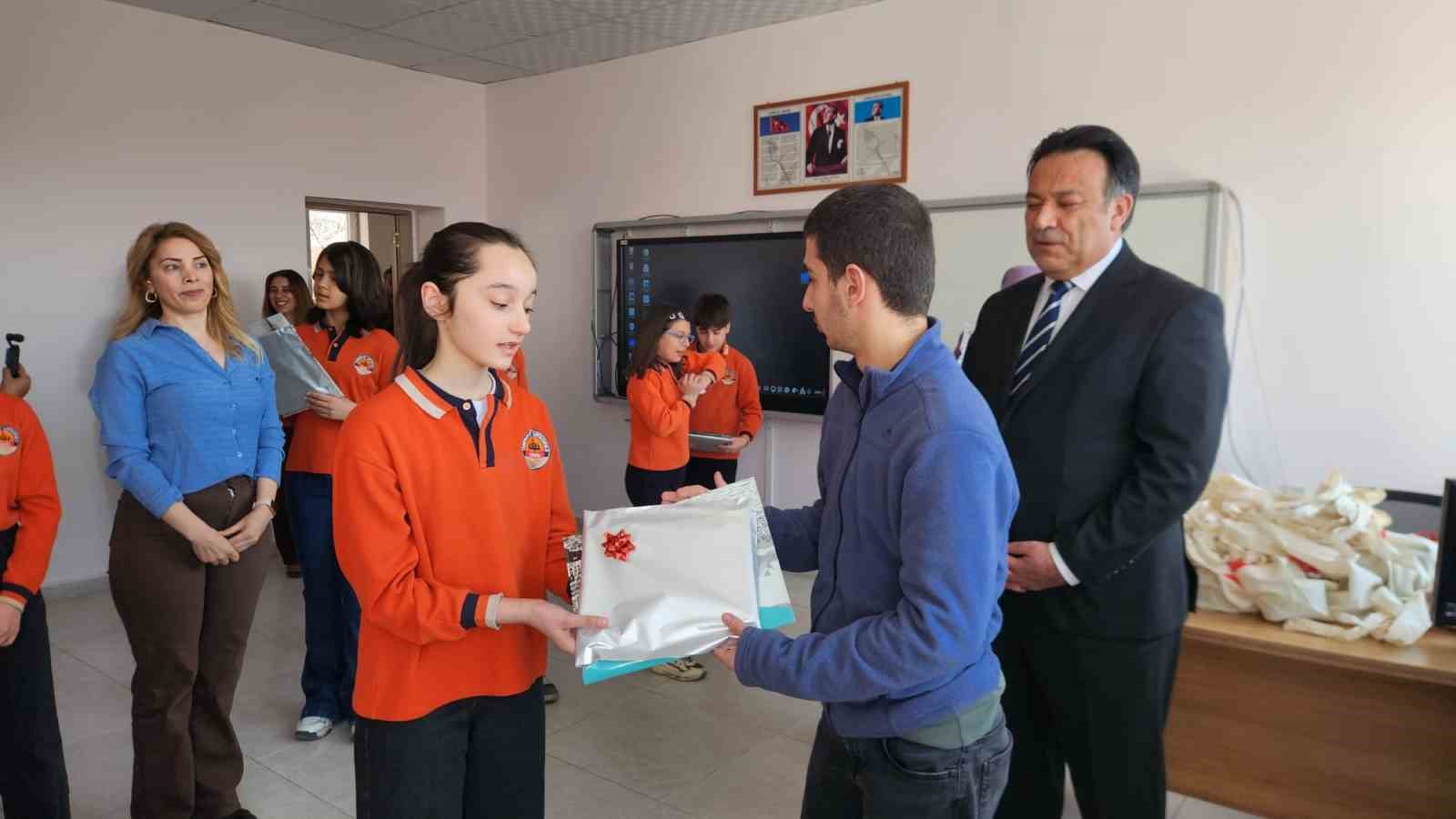 tuncelide akran dayanismasi 7