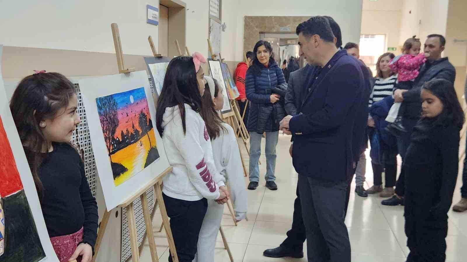 tuncelide bilim ve sanat senligi renkli goruntulere sahne oldu 7 XmAKTNnH