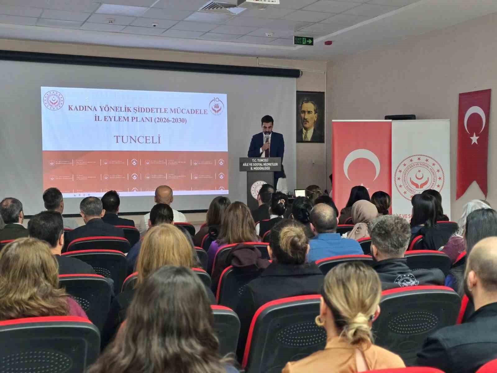 Tunceli’de kadına yönelik şiddetle mücadelede yerel yol haritası belirlendi 4 tuncelide kadina yonelik siddetle mucadelede yerel yol haritasi belirlendi 0