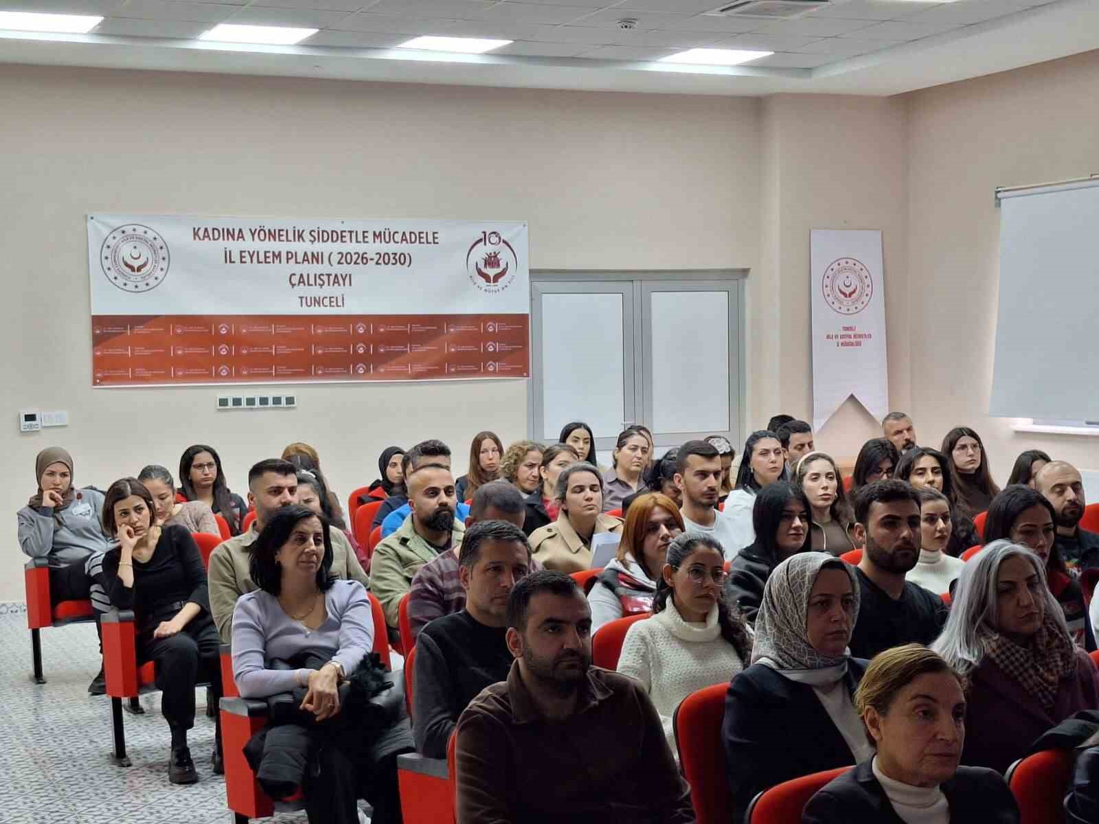 Tunceli’de kadına yönelik şiddetle mücadelede yerel yol haritası belirlendi 5 tuncelide kadina yonelik siddetle mucadelede yerel yol haritasi belirlendi 1 uXXfQEwn