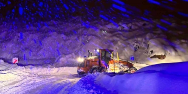 tuncelide-karla-mucadele-gece-gunduz-suruyor-hO5i2YBq.jpg