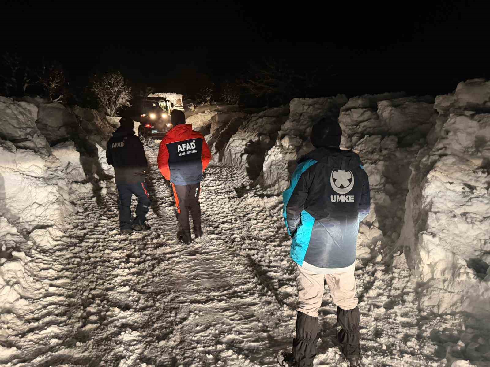 Tunceli’de kurumlar 6,5 aylık hamile kadın için seferber oldu 6 tuncelide kurumlar 65 aylik hamile kadin icin seferber oldu 2 ytYF1Na3
