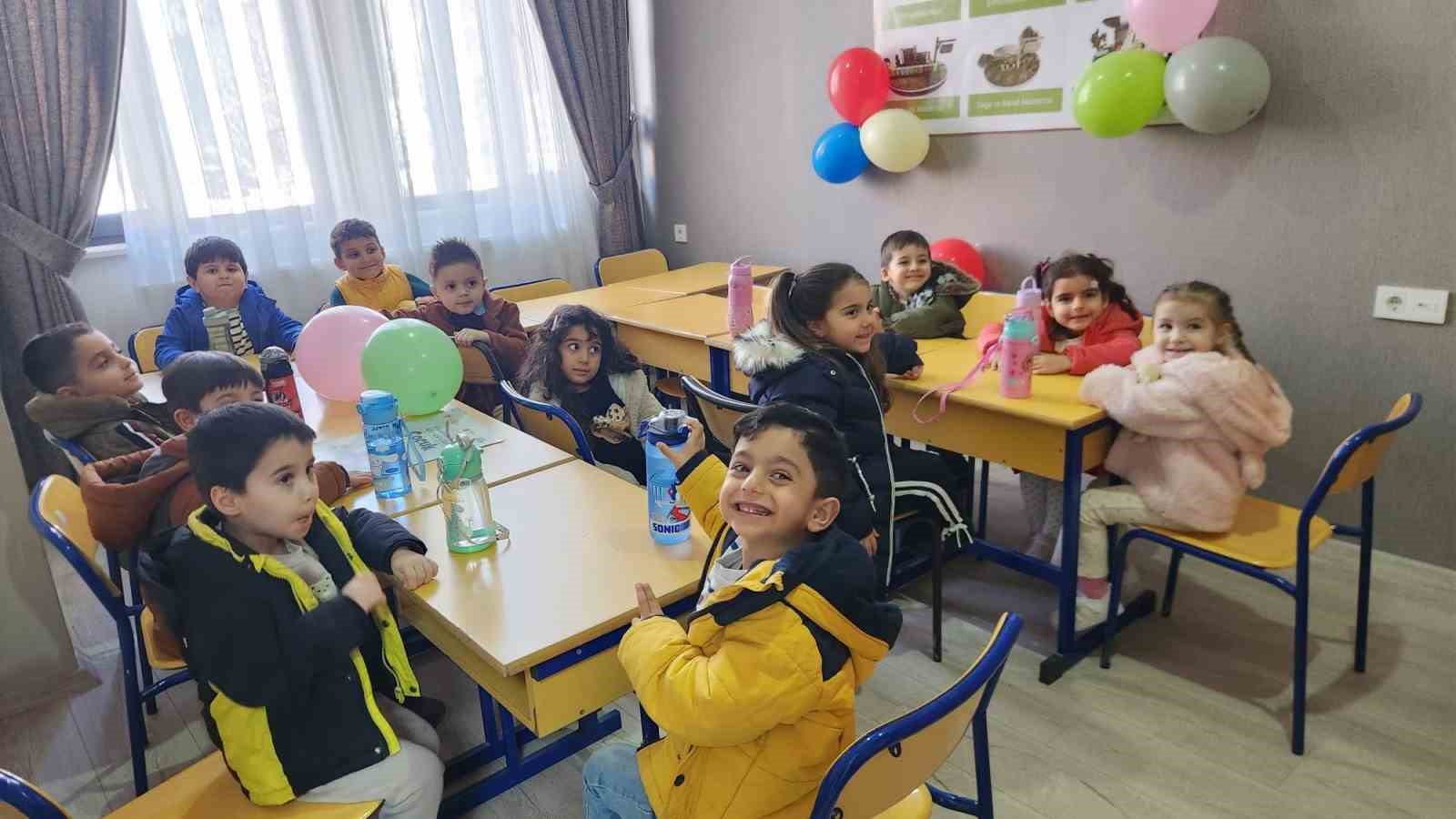 tuncelide miniklere sifir atik dersi 1 9Fps3Zf3