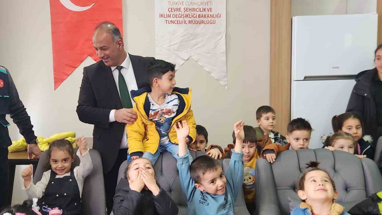 tuncelide miniklere sifir atik dersi 3 7fVhiRj3