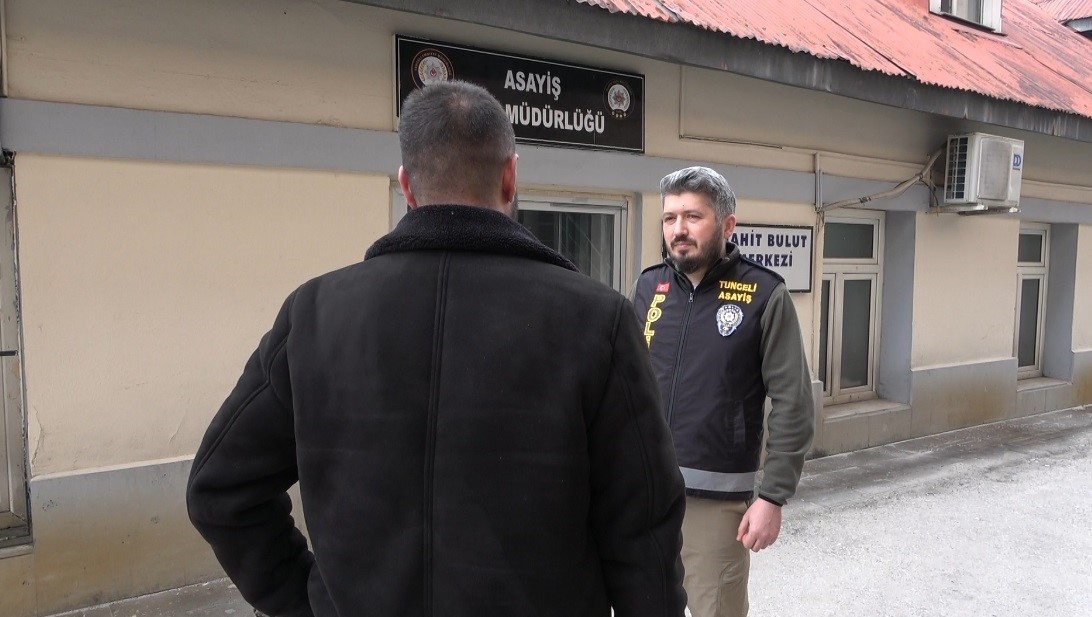 tuncelide polis dakikalarla yaristi vatandasin yuz binlerce lirasi kurtarildi 2 H7VAcKCB