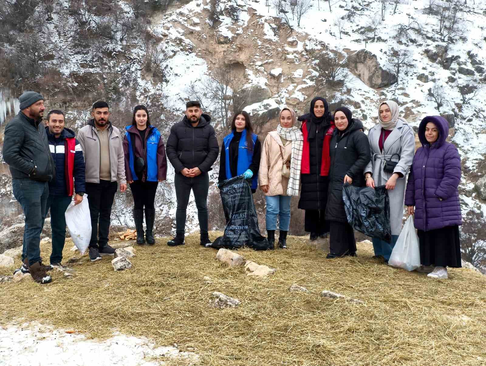 tuncelide soguk kisa sicak dokunus gencler yaban hayati icin seferber oldu 0