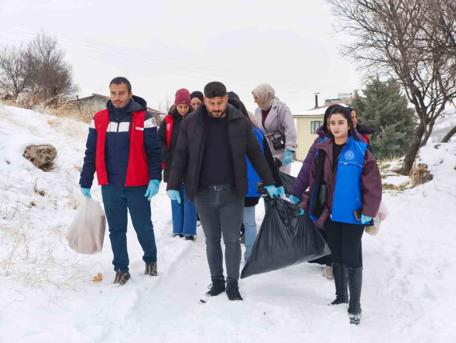 tuncelide soguk kisa sicak dokunus gencler yaban hayati icin seferber oldu 4 jSI23VCZ