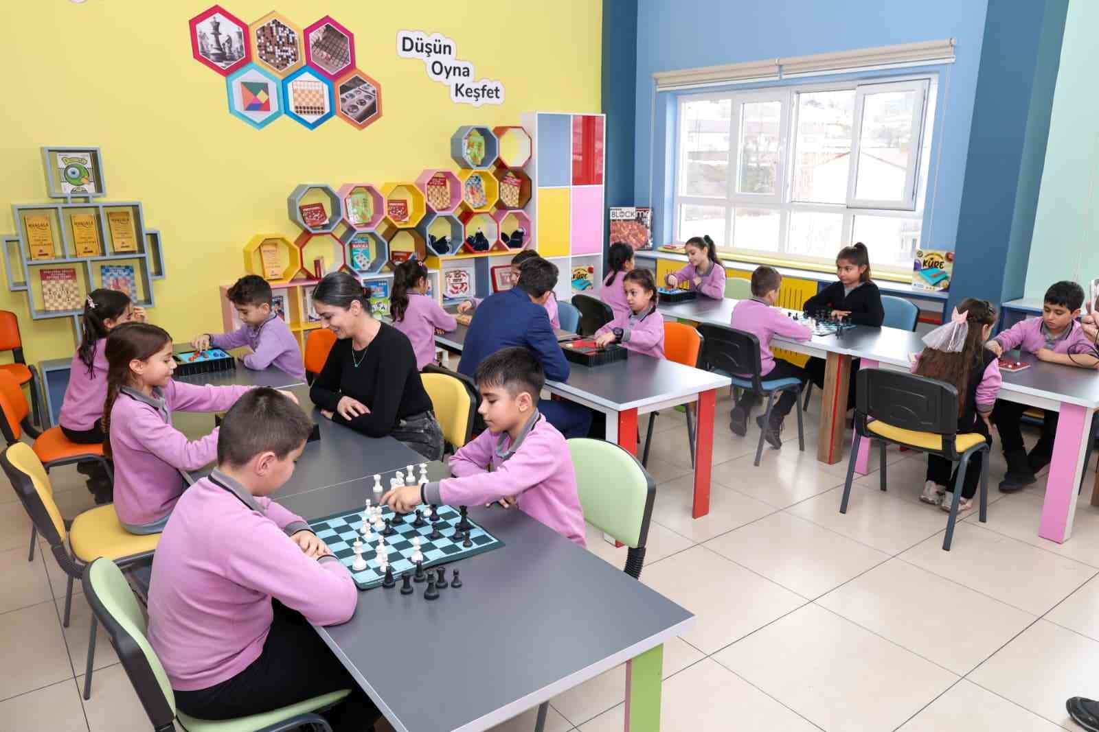 tuncelide tum ilkokul ve ortaokullara akil ve zeka oyunlari sinifi 0 LK3GXqPZ