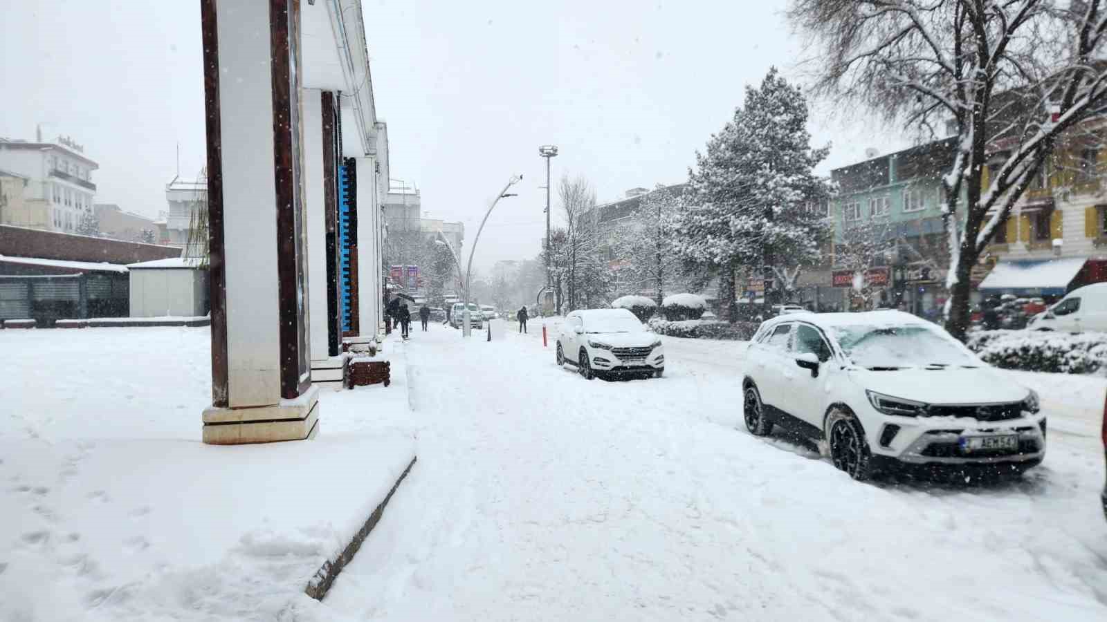 tuncelide yilbasi tatilinin tadini cocuklar cikariyor 6 bTdp2pXc