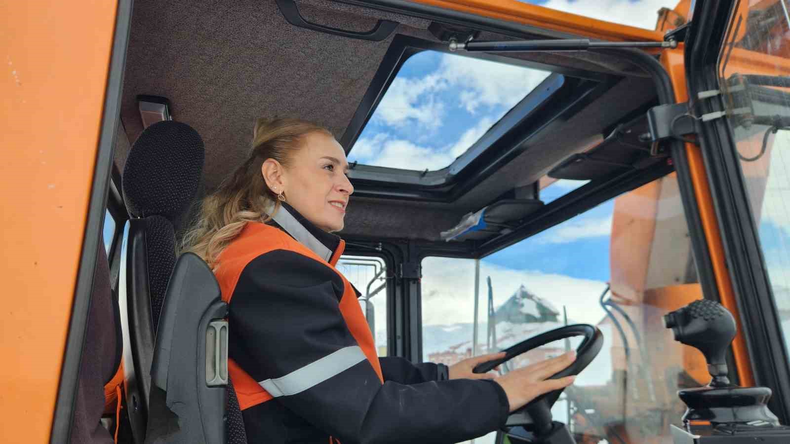 tuncelide yonetimde kadin imzasi 10 HR1uOL2c