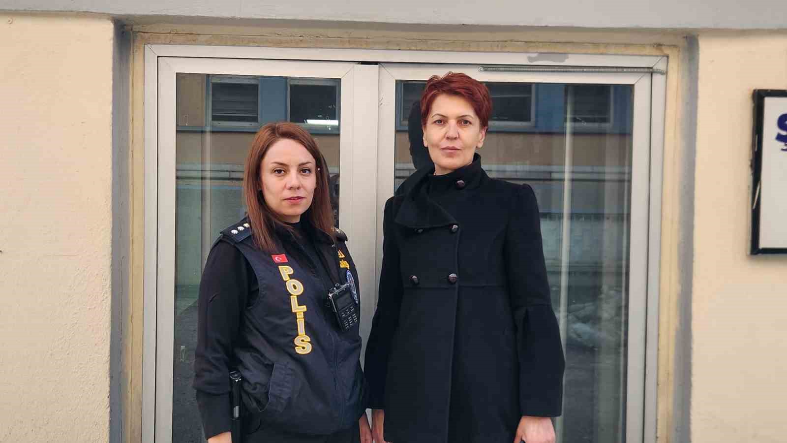tuncelide yonetimde kadin imzasi 5 hnZqNsCc