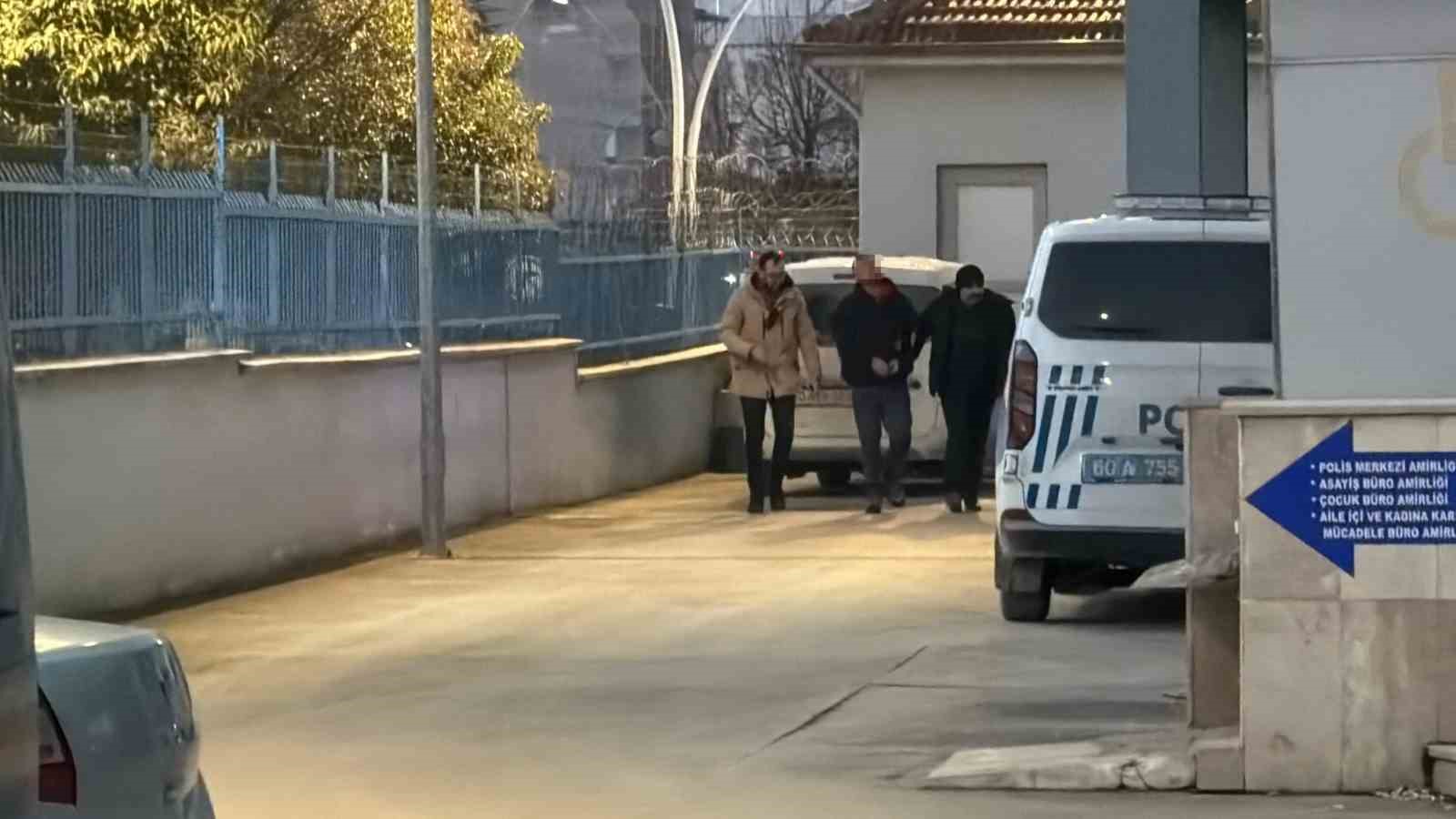 tuncelideki silahli saldirinin zanlisi tokatta yakalandi 0 uYMmYghI