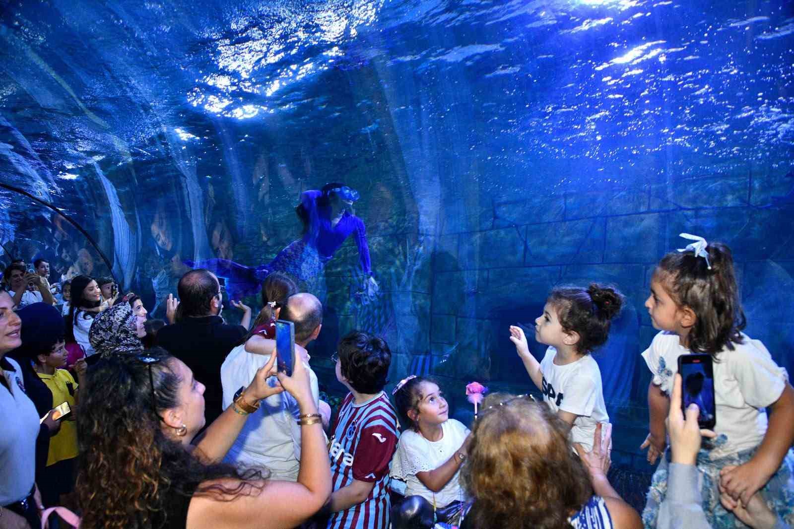 tunel akvaryum turistlerin gozdesi oldu 2 ukcijhYF