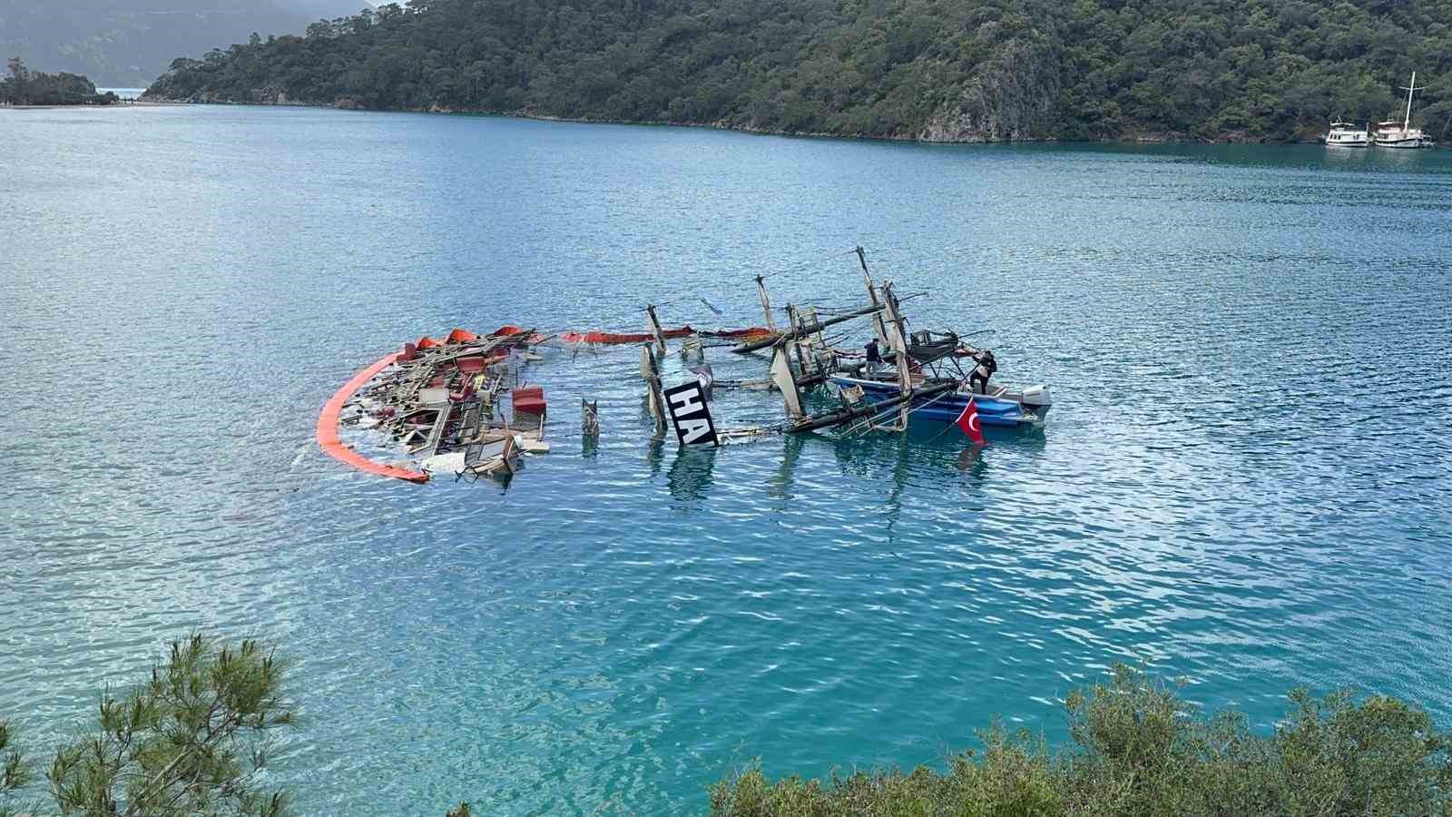 tur teknesi sulara gomuldu bir kisi hayatini kaybetti 2