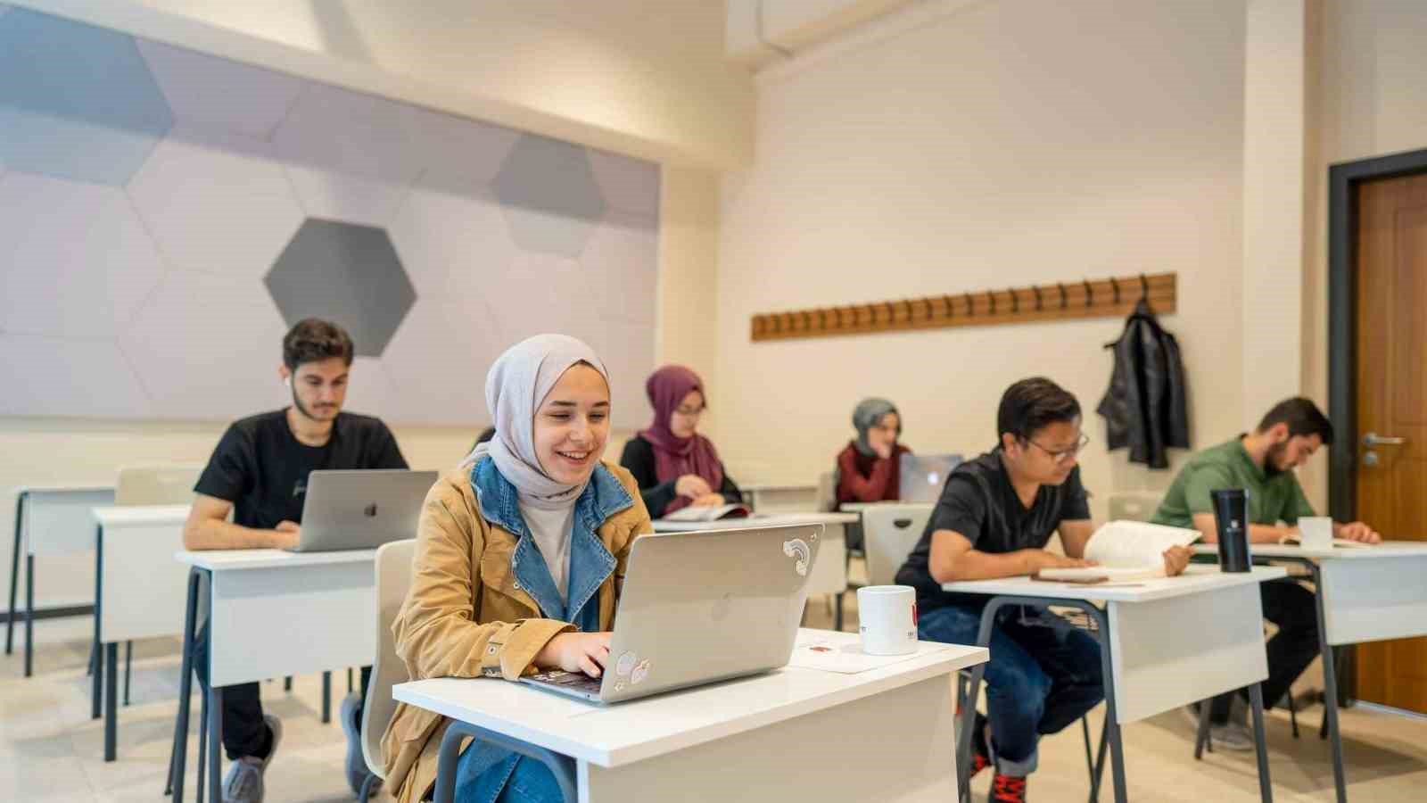 turgev ve izusemden gencligin cok yonlu gelisimine ortak adim 0 8dz3T7zm