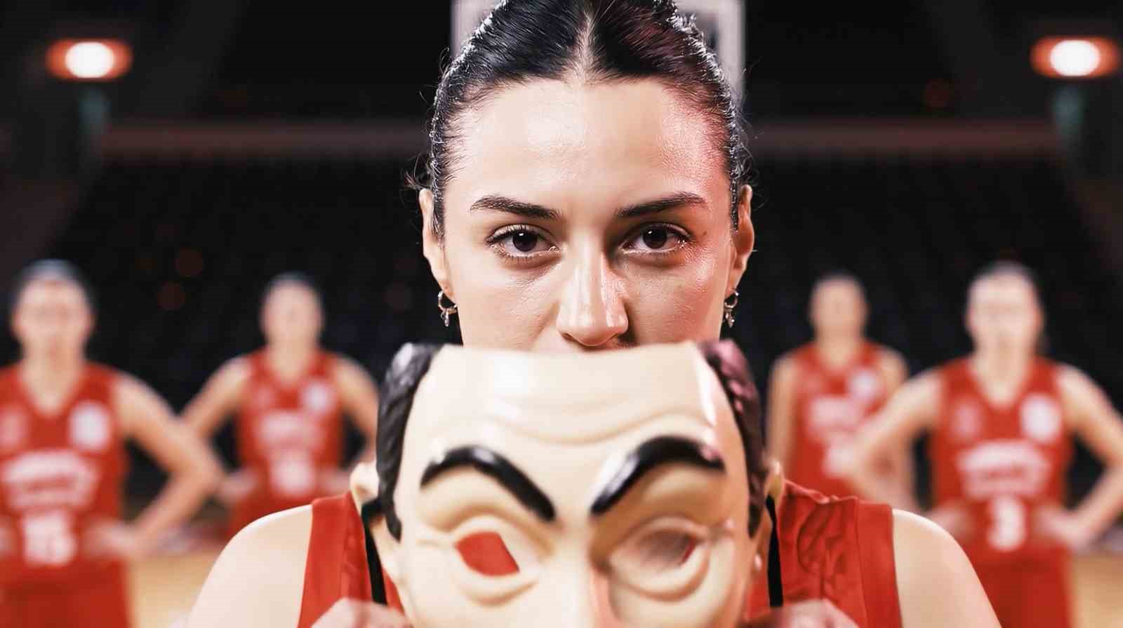 turgutlu belediyespordan la casa de papel temali mac videosu 3 iV2Jz2sz