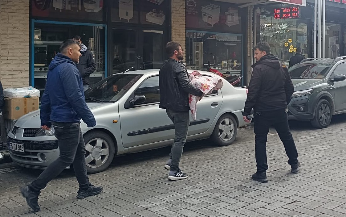 turgutluda 3 aylik bebek yataginda olu bulundu 0 S62g28LR