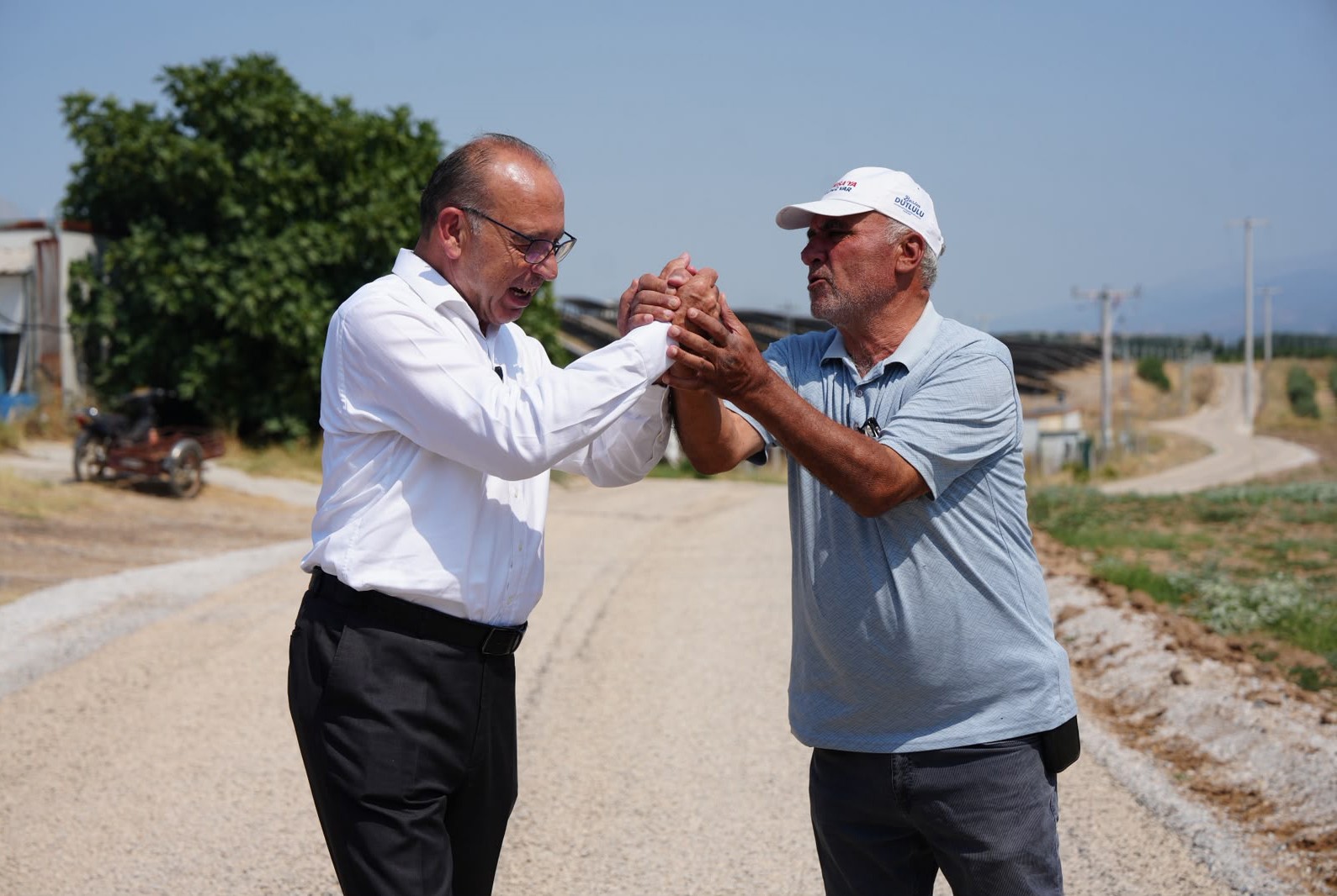 Turgutlu’da asfalt mesaisi hız kesmiyor 4 turgutluda asfalt mesaisi hiz kesmiyor 0 rNRY7p52