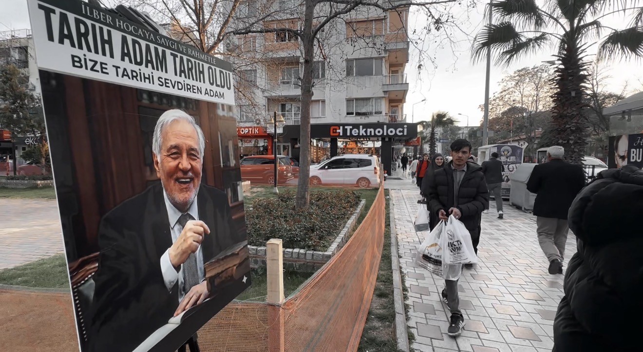 turgutluda esnaftan ilber ortayli icin helva hayri 0 PmlpmOCp