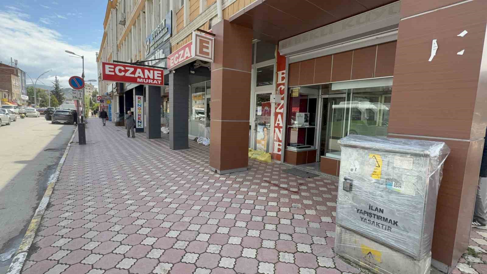 turhalda taskin riskine karsi esnaf kepenk kapatti 5 PhvZ7DCR