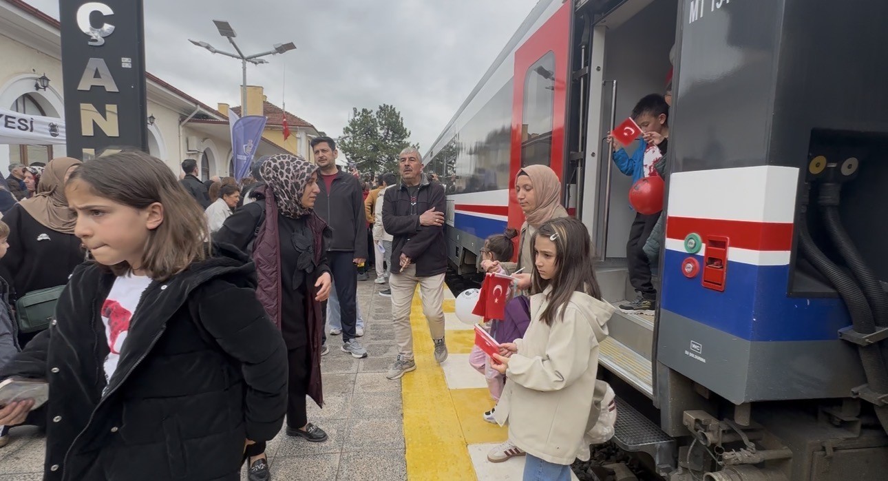 Turistik Tuz Ekspresi 2026’nın ilk seferini yaptı: Ziyaretçiler Çankırı’ya hayran kaldı 4 turistik tuz ekspresi 2026nin ilk seferini yapti ziyaretciler cankiriya hayran kaldi 0 98UW5JDf