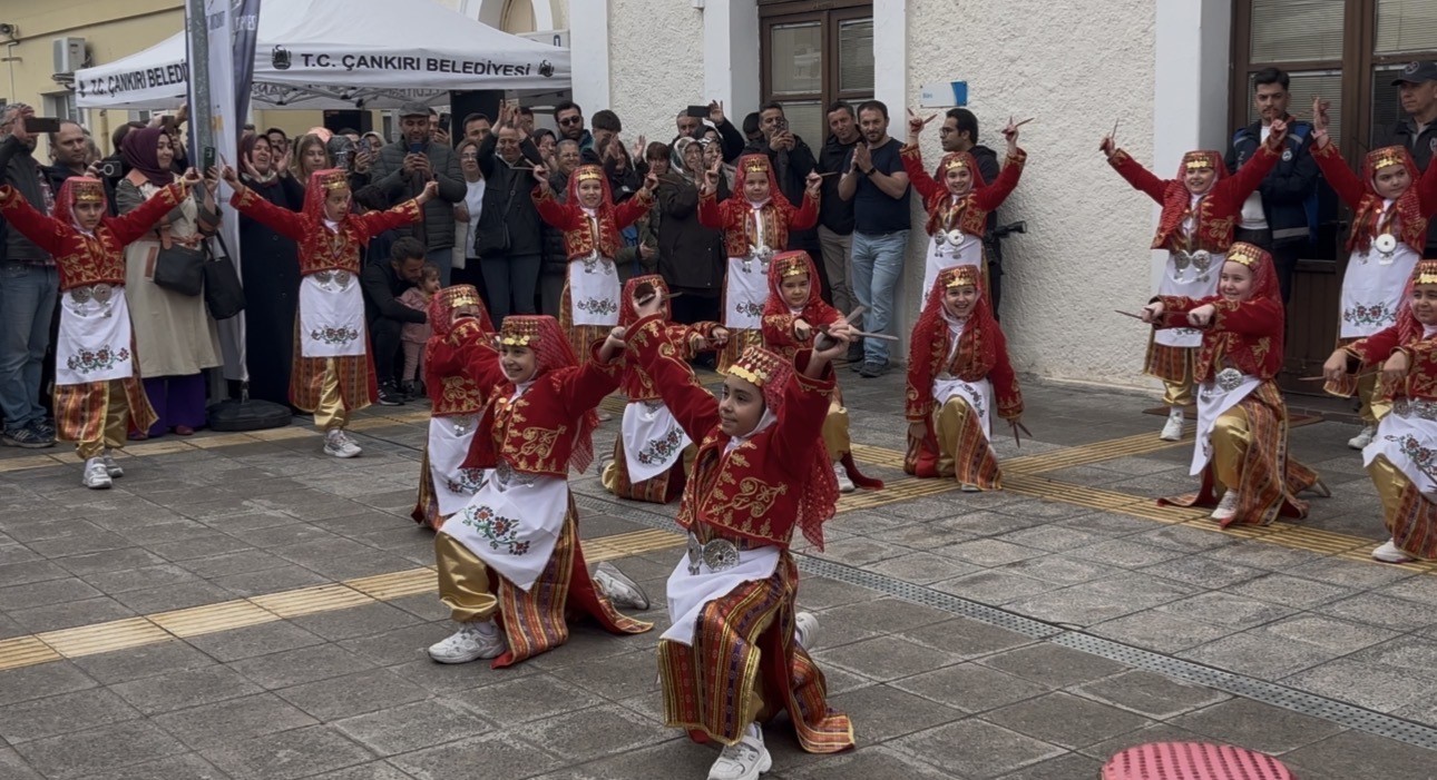 Turistik Tuz Ekspresi 2026’nın ilk seferini yaptı: Ziyaretçiler Çankırı’ya hayran kaldı 5 turistik tuz ekspresi 2026nin ilk seferini yapti ziyaretciler cankiriya hayran kaldi 1 mA6hLOO6