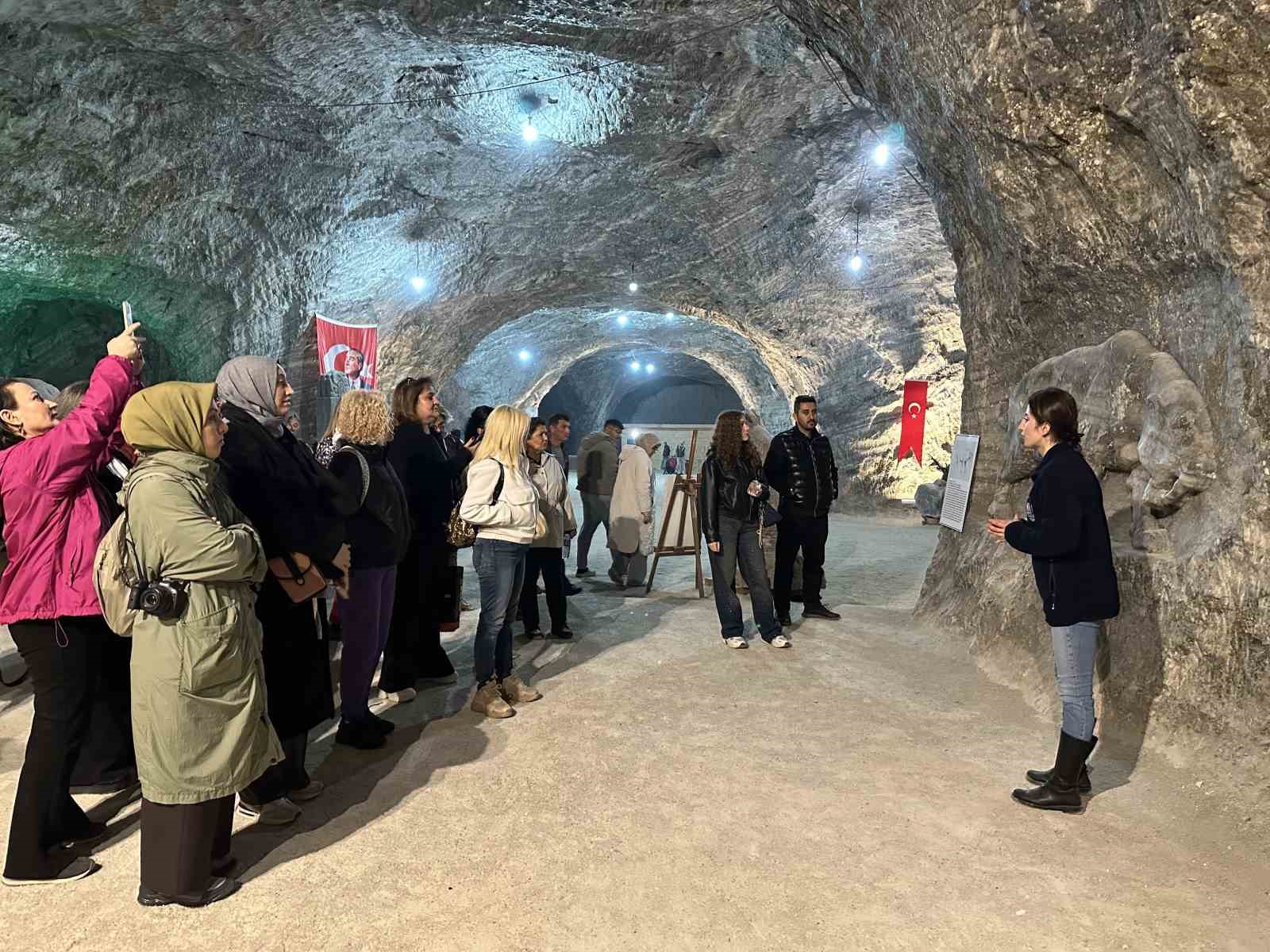 Turistik Tuz Ekspresi 2026’nın ilk seferini yaptı: Ziyaretçiler Çankırı’ya hayran kaldı 6 turistik tuz ekspresi 2026nin ilk seferini yapti ziyaretciler cankiriya hayran kaldi 2 WAhw4qmY