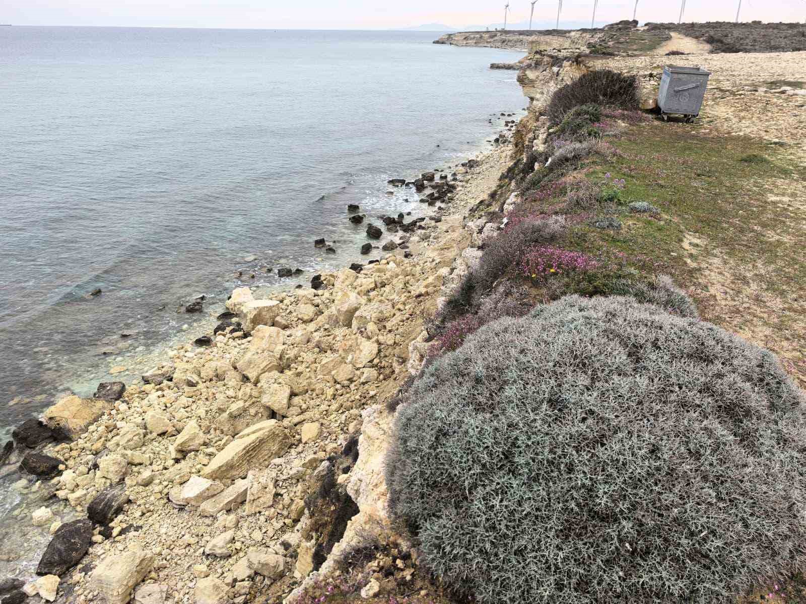 turizm merkezi bozcaadadaki polente burnunda gocuk 3 yriu1gKc