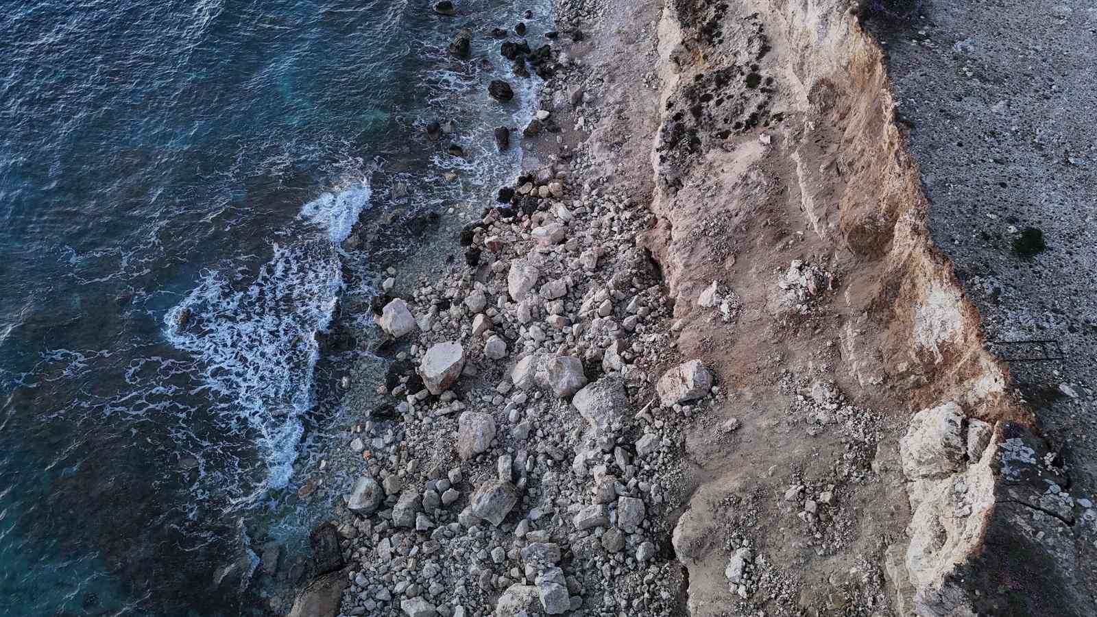turizm merkezi bozcaadadaki polente burnunda gocuk 8 4yWUYuHA