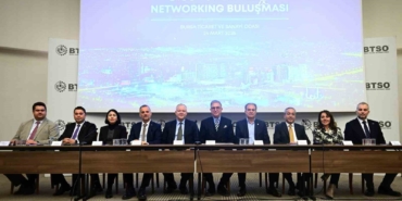 turizm-sektoru-temsilcileri-is-birligi-masasinda-bulustu-cn4GJ2en.jpg