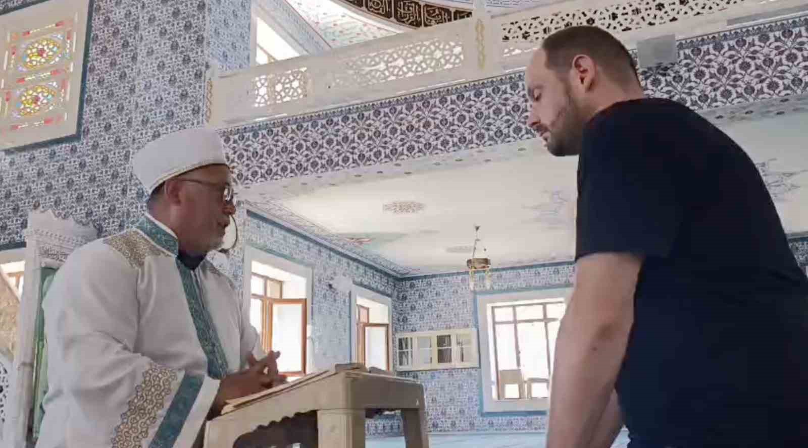Türk bayraklı nişanın ardından Alman damat Müslüman oldu 6 turk bayrakli nisanin ardindan alman damat musluman oldu 2 jTfna4S4