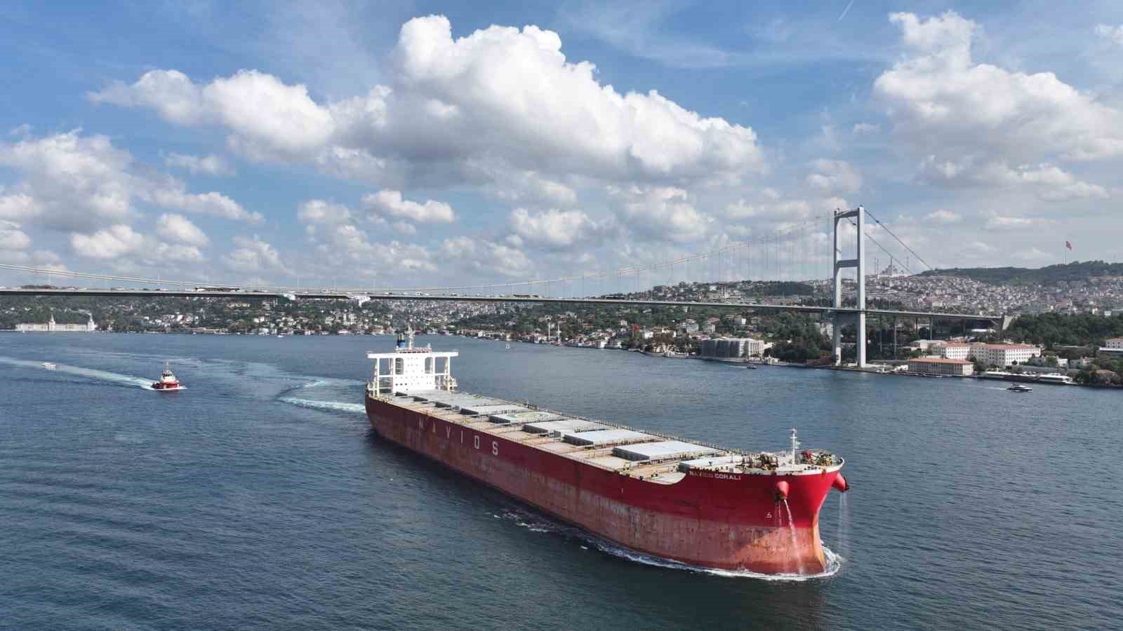 turk bogazlari 2025te 84 bin 640 gemilik trafigi yonetti 0 Km6VJdrO