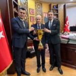 turk-boks-federasyonundan-mhp-genel-baskani-devlet-bahceliye-ziyaret-BEI9yQWT.jpg