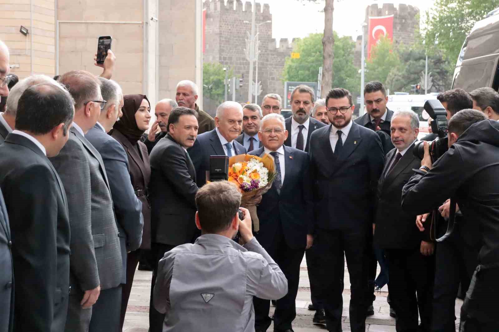Türk Devletleri Teşkilatı Aksakallar Konseyi Başkanı Yıldırım: "2 gün boyunca Türk Dünyası buram buram Kayseri’de tütmüş olacak" 7 turk devletleri teskilati aksakallar konseyi baskani yildirim 2 gun boyunca turk dunyasi buram buram mKdPQTbs