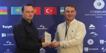 turk-devletleri-teskilati-uyeleri-uludagda-kis-turizmi-zirvesinde-bir-araya-geldi-RWheFMaV.jpg
