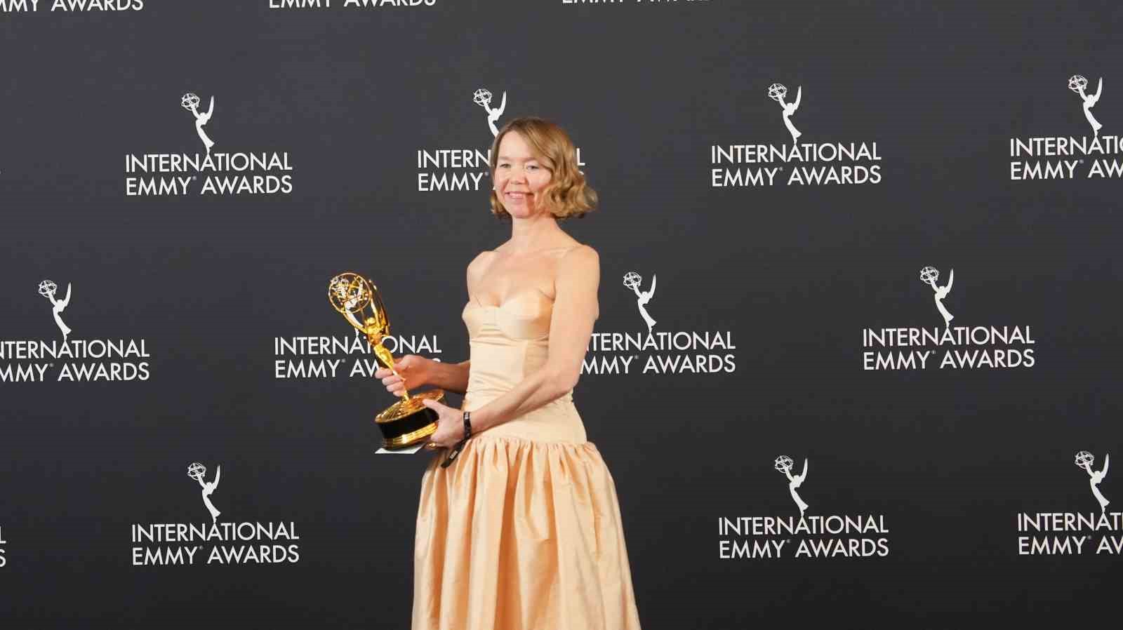 turk dizisi deha uluslararasi emmy odulunu kazandi 13 Klp35sOM