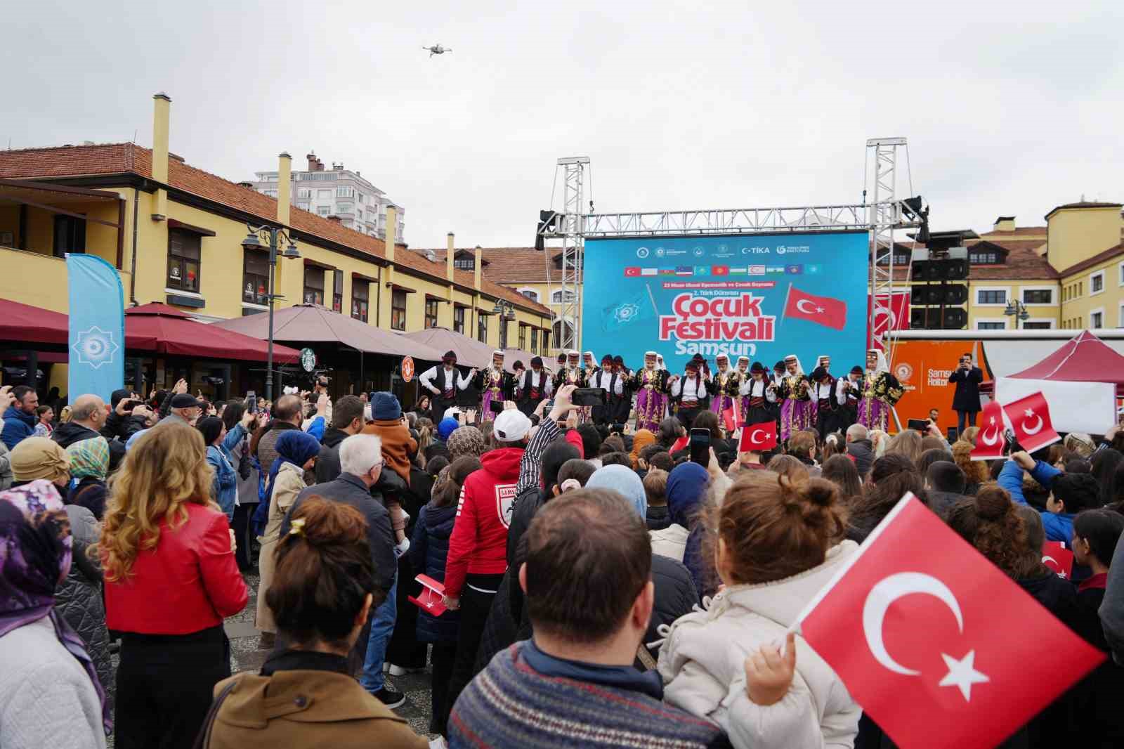 turk dunyasi cocuklari kulturlerini samsunda sergiledi 5