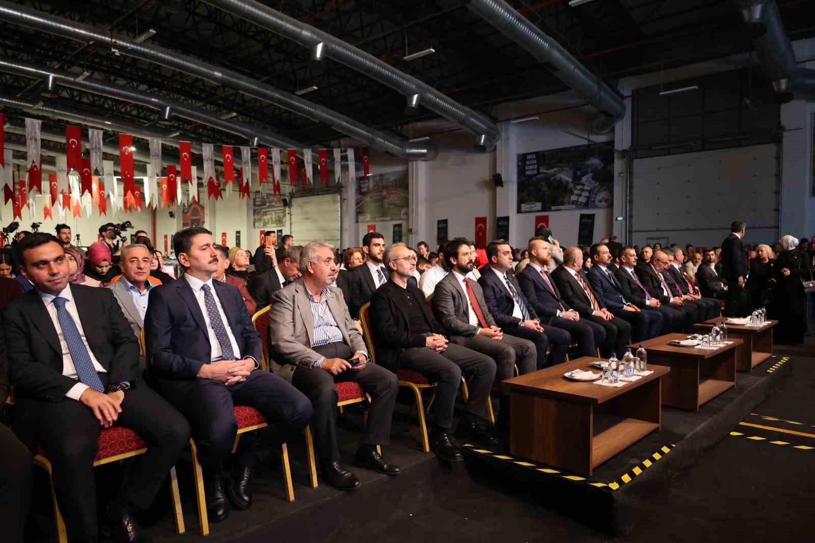 turk dunyasi renkleriyle elazigda parladi hazar siir aksamlari finali begeni topladi 13 nEtWlpZr
