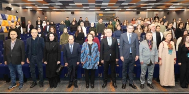 turk-dunyasi-sairleri-buude-bulustu-796zCUgG.jpg