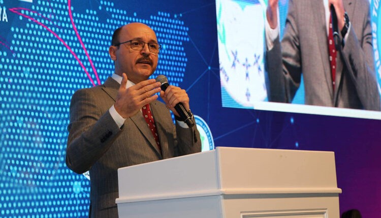 turk egitim sen genel baskani geylan ogretmeni itibarli kilamazsaniz egitimde istenen hedeflere ulasmaniz mumkun degildir QqytA4CX