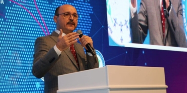 turk-egitim-sen-genel-baskani-geylan-ogretmeni-itibarli-kilamazsaniz-egitimde-istenen-hedeflere-ulasmaniz-mumkun-degildir-Shc9bXgh.jpg