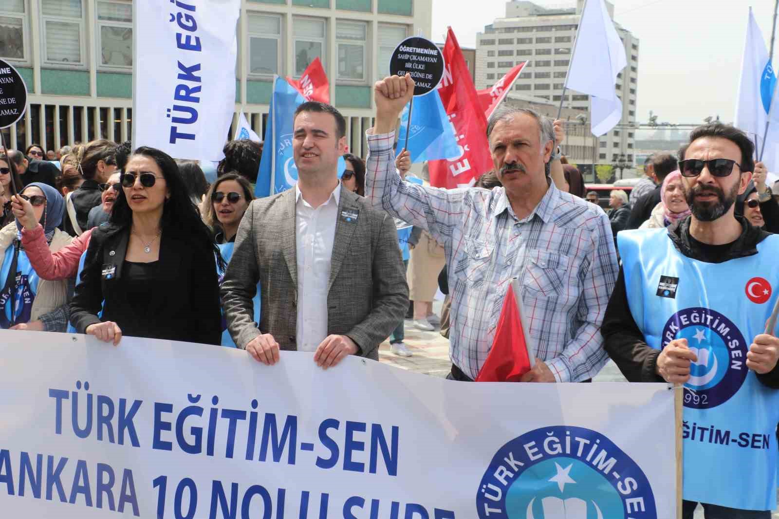 Türk Eğitim-Sen Genel Başkanı Geylan: "Okul polisi uygulaması istisnasız her eğitim kurumunda hayata geçirilmeli" 9 turk egitim sen genel baskani geylan okul polisi uygulamasi istisnasiz her egitim kurumunda hayata gecirilmeli