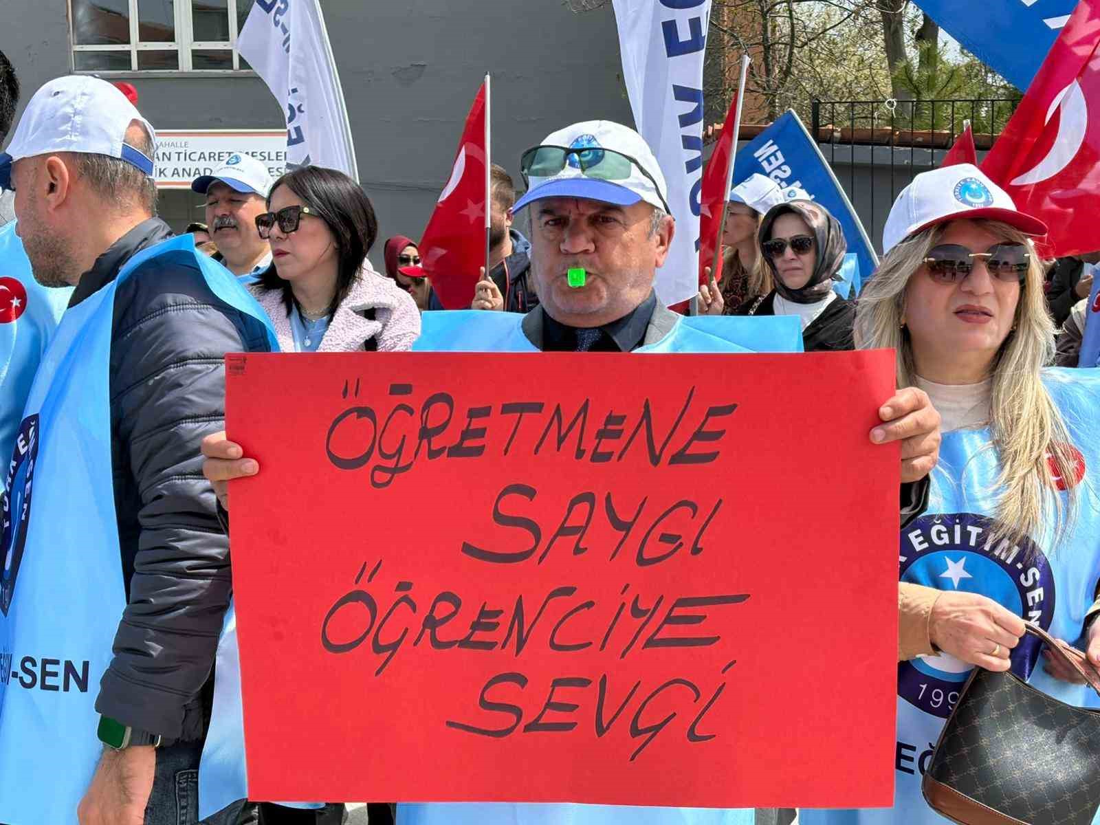 turk egitim senden okullarda siddete tepki 3 FBjhbepG