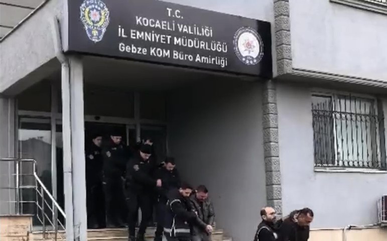 turk filmi gibi gasp hastanede refakatci olarak beklemisler 7 ueXuUmpr