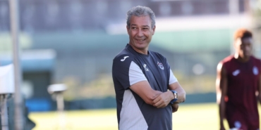 turk-futbolundan-bir-orhan-kaynak-gecti-BFzBIegU.jpg