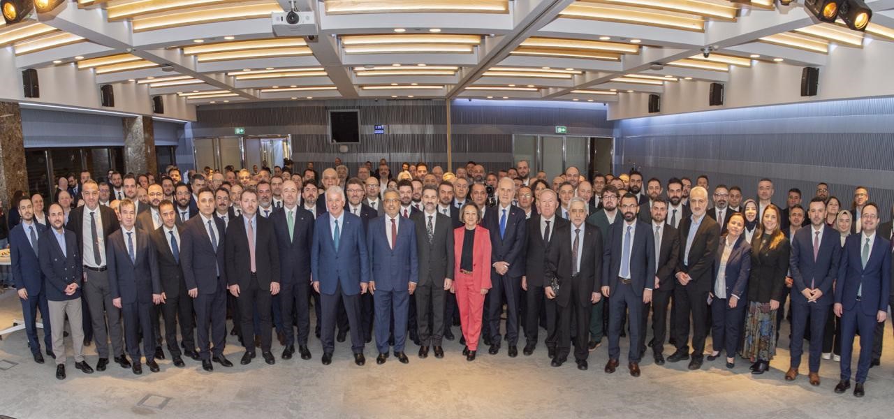 turk hava yollarinda devir teslim toreni gerceklesti 1 RsHbWXHi